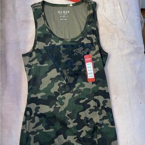 BRAND NEW , UNWORN , Guess camouflage tank tee